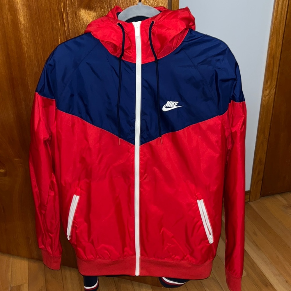 Nike windbreaker